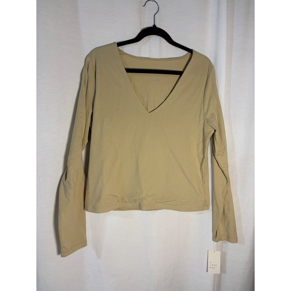 A New Day Womens Tan V-Neck Long Sleeve T-Shirt Size Large NWT G97990